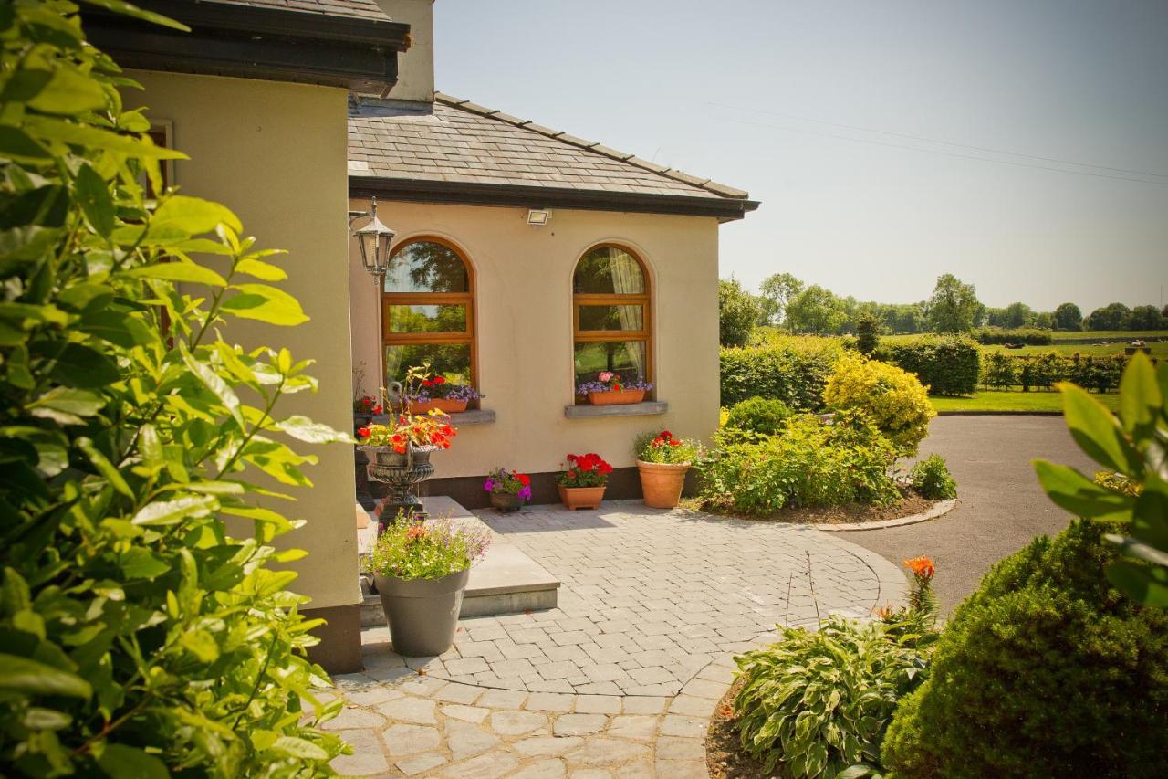 Cahergal Farmhouse B&B Newmarket-on-Fergus Exterior photo